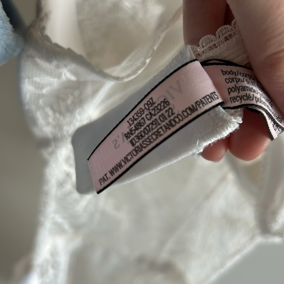 Victoria's Secret Babydoll Lace Lingerie - Picture 6 of 8